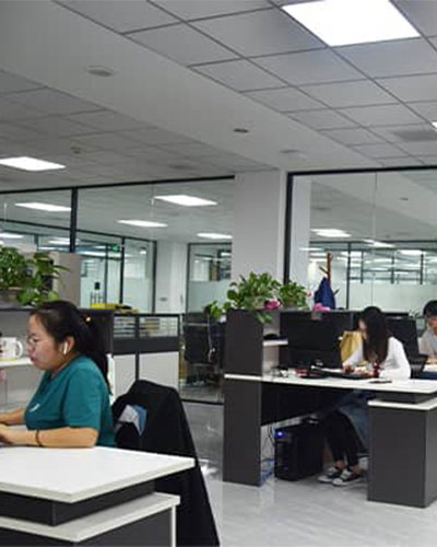 自動(dòng)氣象站廠家辦公場(chǎng)景